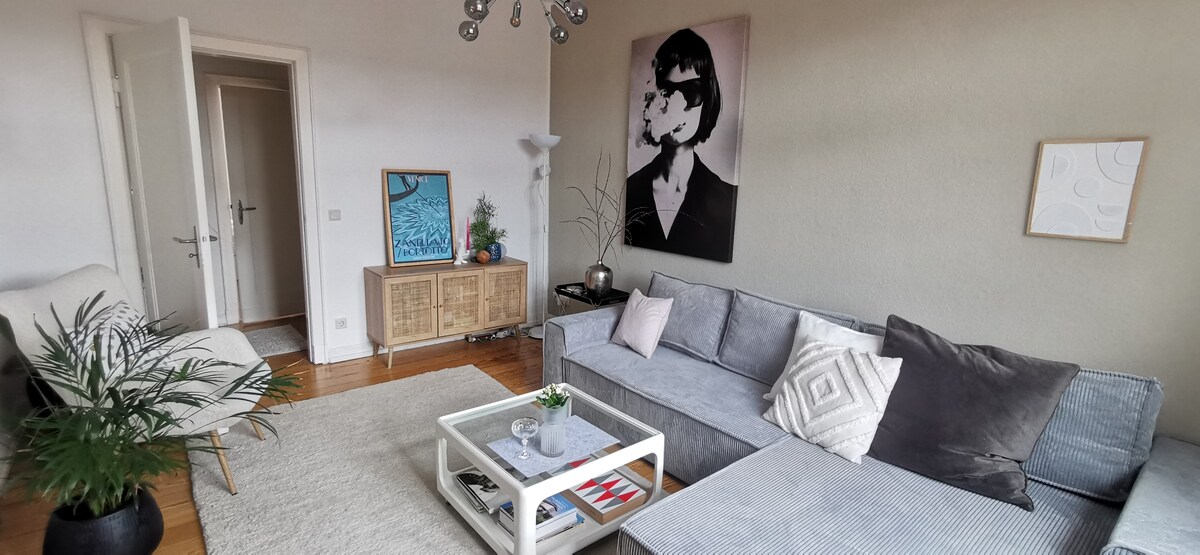 Top Airbnb: Beautiful bright apartment in the center à Schwerin