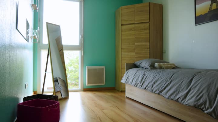 غرفة النوم 2