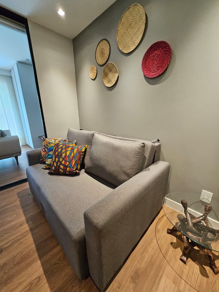 Всекидневна с двоен разтегателен диван 