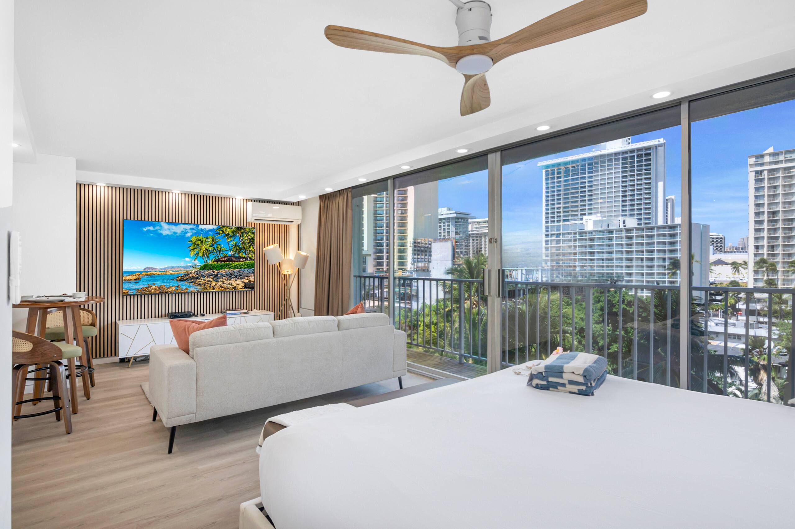 Condo in Honolulu · ★4.73 · 1 bedroom · 1 bed · 1 private bath - Image 13