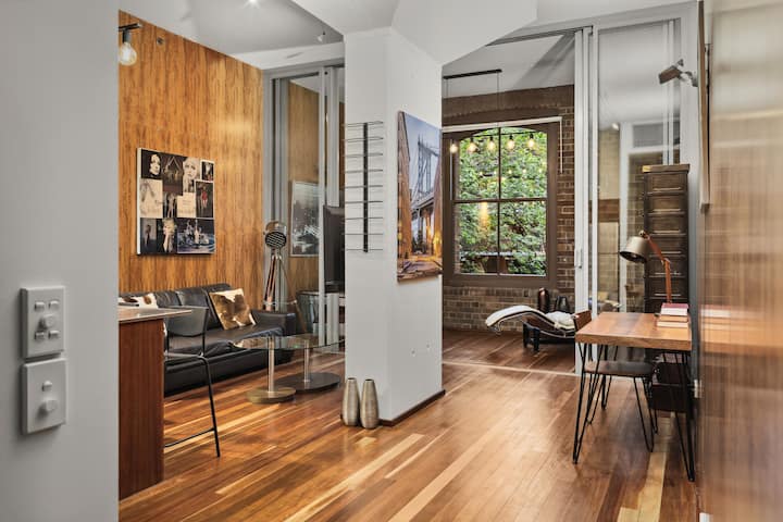 Living room image 2