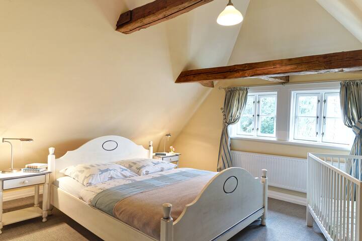 საძინებელი 1