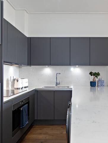 Glengariff Coastal Base gallery image 5