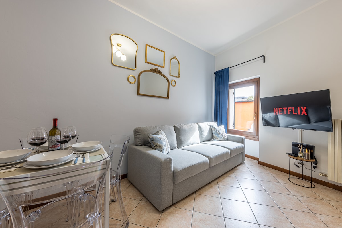 Popular Airbnb listing: [Parking | 5 min from Arena] - Castelvecchio 11 in Verona
