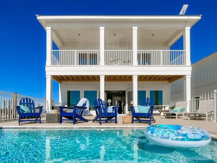 Luxury Beachfront/Pool/Elevator/Fire pit/Game room
