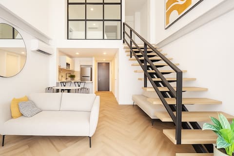 Casco Viejo Loft • Rooftop Pool + Gym & Balcony