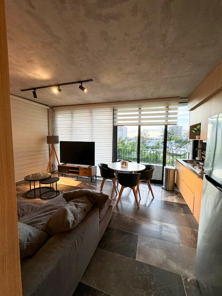 Central 2br Apartment W/ Patio & Grill - Guadalajara