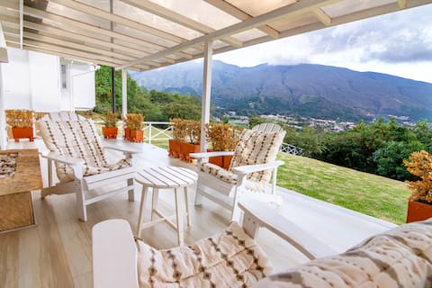 Amazing Victoria Villas country houses