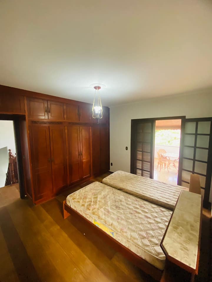 غرفة النوم 4