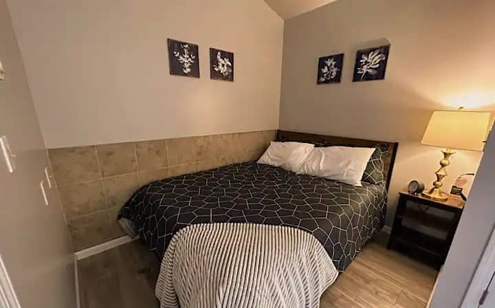Stylish Studio Near Ferry-fast Wifi & Free Parking - Mackinac Island, MI
