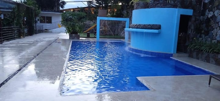 Cozy Mountain Home For 4, Wi-fi And Private Pool - Cebu City