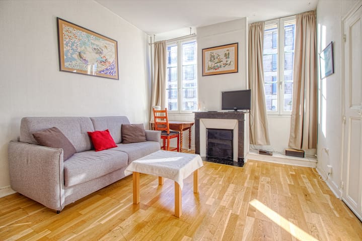 Listing in Versailles