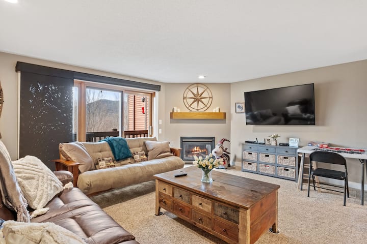 Cozy Condo In Gated Community Sleeps 4 - Cinderella's Castle, Intervale