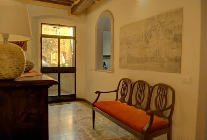 Maison Dans La Court Balcon Panoramique Wifi Box - San Gimignano