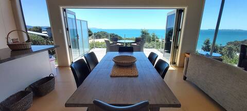 The Wow House - Stunning Ocean Views