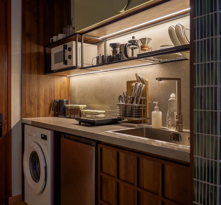 The Urban Resort: Modernist Studio 2b By Circadian - Ho Chi Minh City