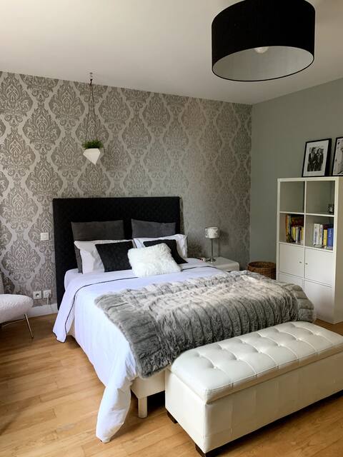 3 bedrooms in a local's home