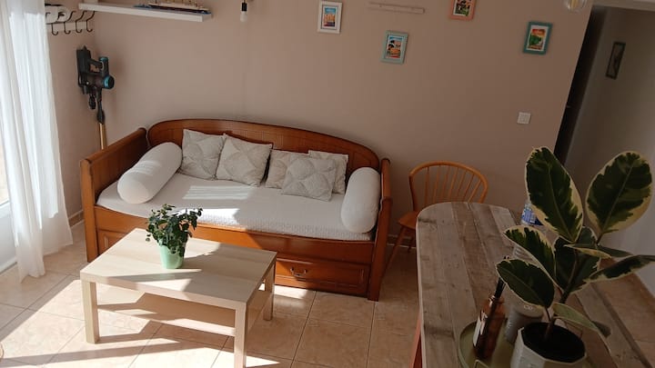 Maisonnette à La Campagne Au Calme - La Crau