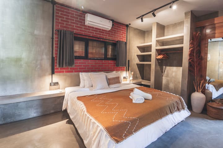 საძინებელი 1