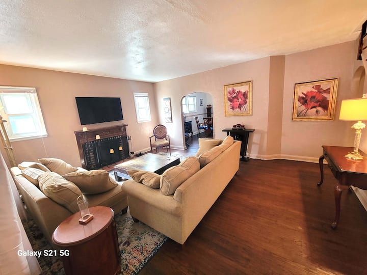 Charming Stay - Beverly Hills Baltimore - Parkville, MD