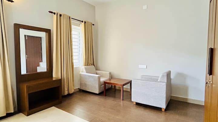 Away From Home Ooty - Homestay Entire 6bhk - Ooty