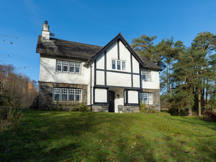 Beautiful Detached Farm House Near Lake Coniston - Coniston