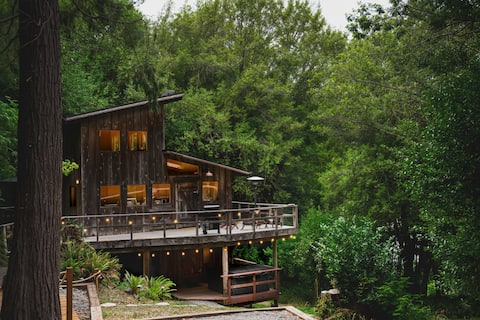 Exclusive River Escape On The Coast | Hot Tub