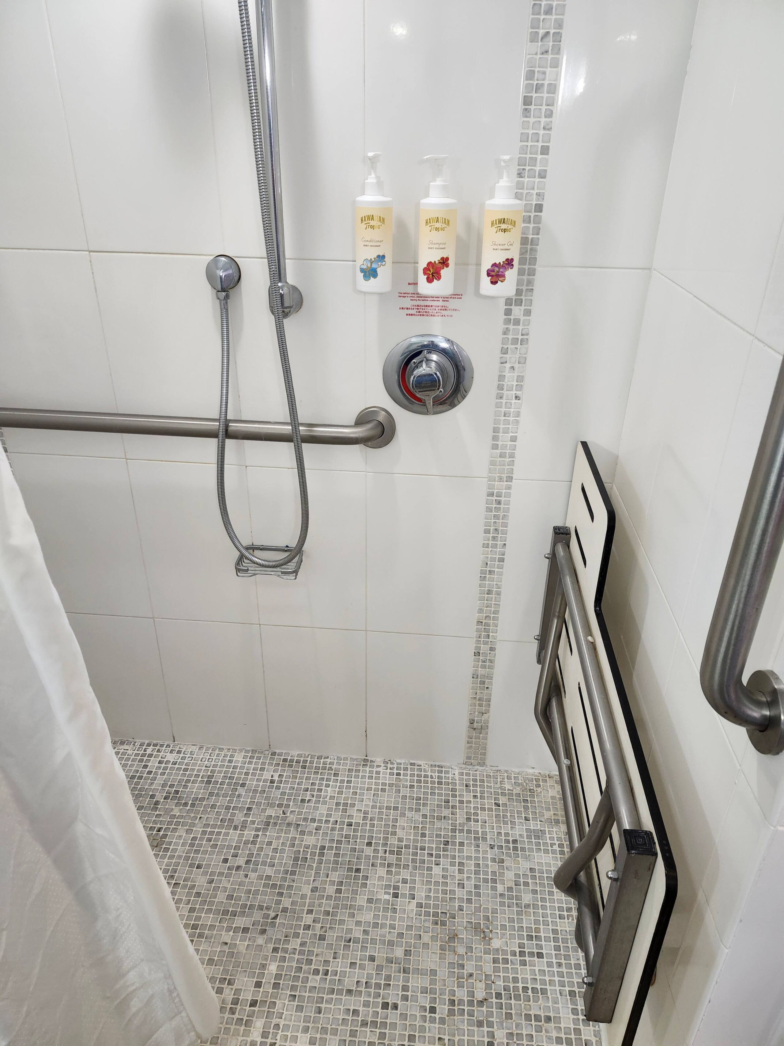 Hotel in Honolulu · ★4.91 · 1 bedroom · 1 bed · 1 private bath - Image 6