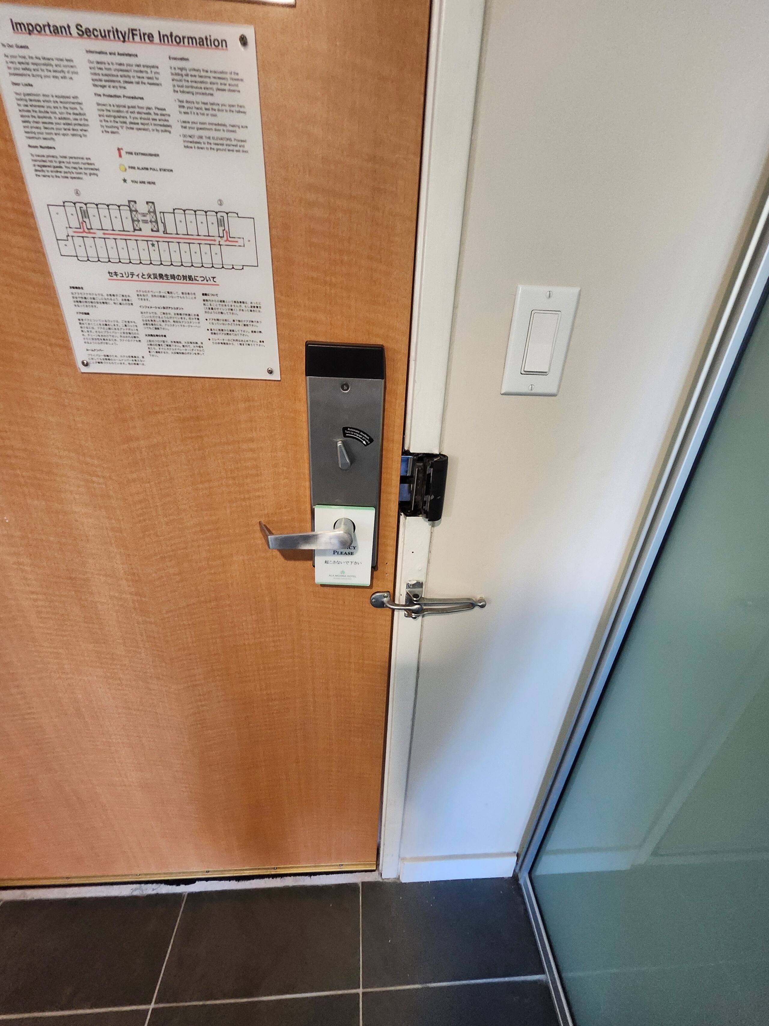 Hotel in Honolulu · ★4.91 · 1 bedroom · 1 bed · 1 private bath - Image 11