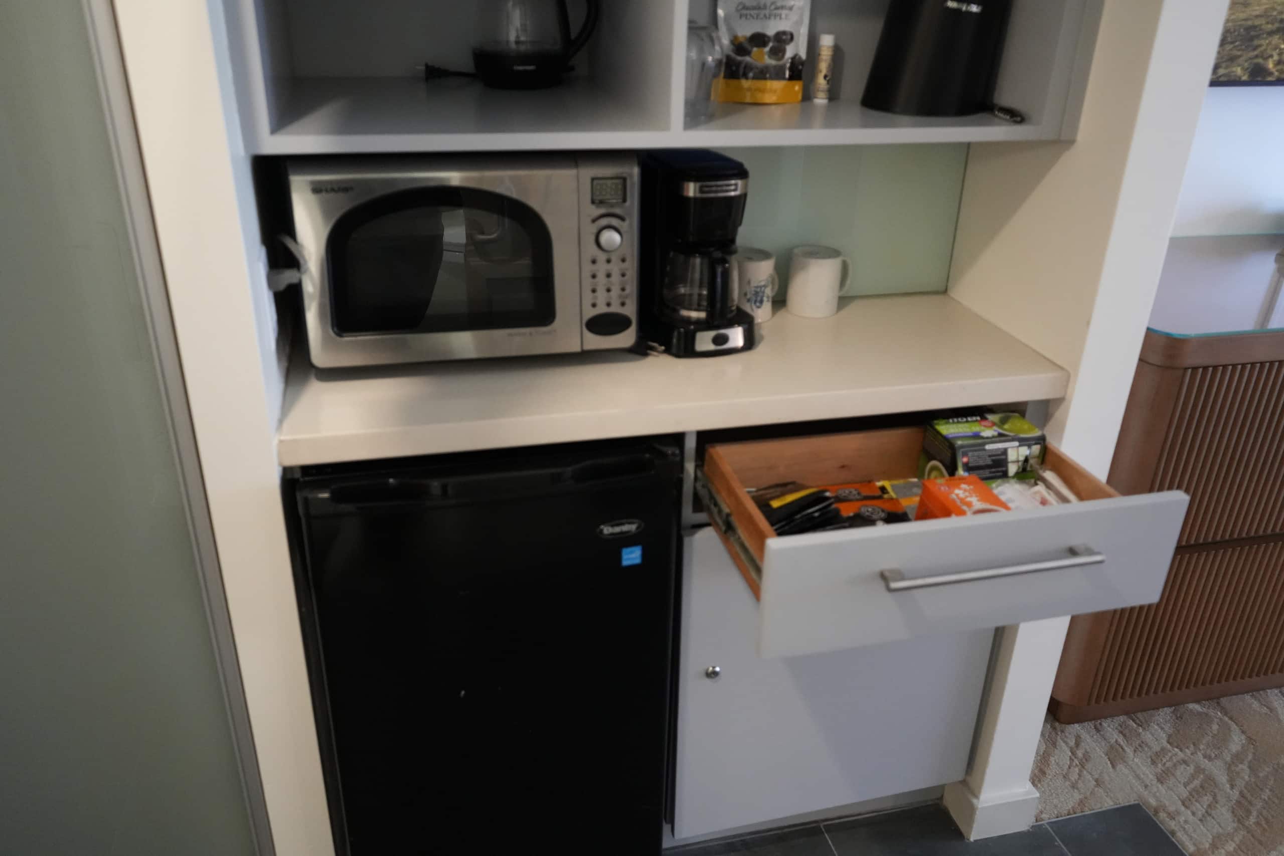 Hotel in Honolulu · ★4.91 · 1 bedroom · 1 bed · 1 private bath - Image 21