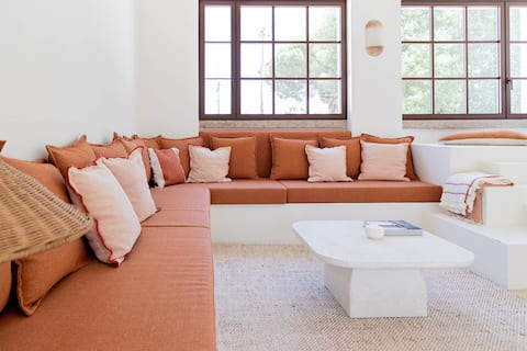 Top Airbnb: Escola das Bicas em União Das Freguesias De Grândola E Santa Margarida Da Serra
