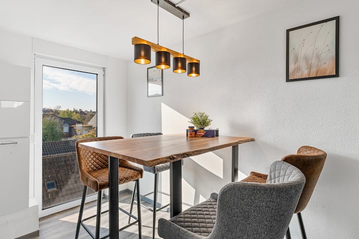 Zentral | 4 Schlafzimmer | Küche | Waschmaschine - Ludwigsburg