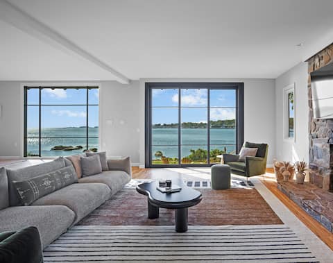 3BR Waterfront Oasis on Joshua Cove, Private Beach