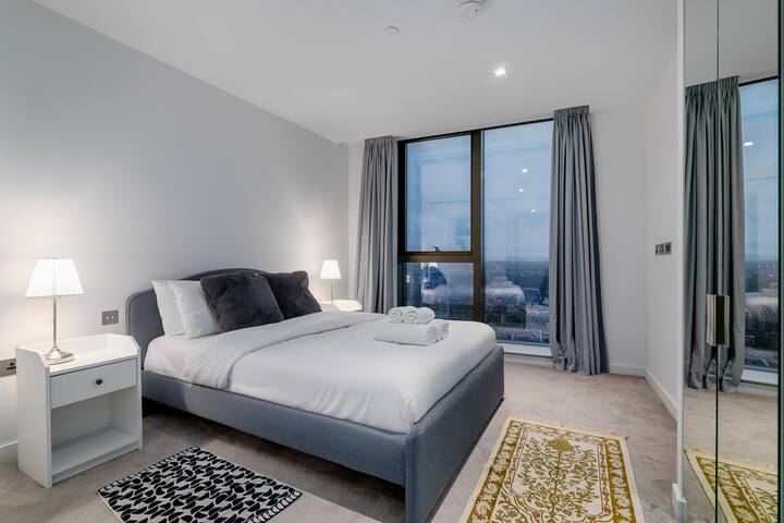 Luxury 2-Bed Flat Next to Hyde Park gallery image 5