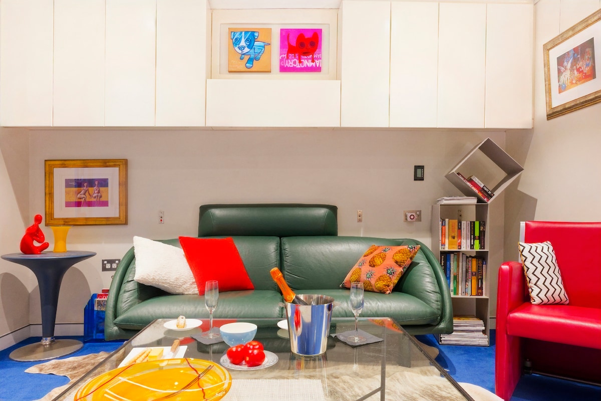 Successful Airbnb property: Lux Terrace Darlinghurst Rushcutters b/f & snacks in Paddington