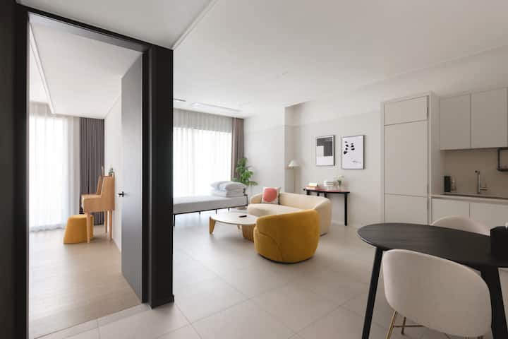1.5-room Loft｜ocean View｜up To 4 Guests - 정왕본동