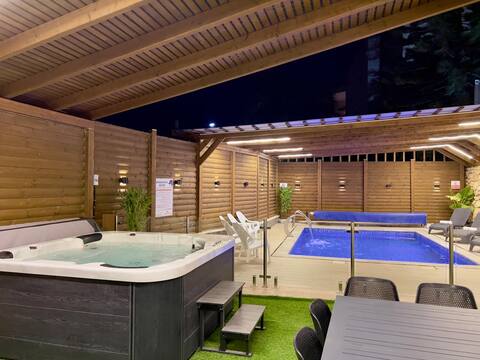 Villa edge of mountains- villa with private pool and security room