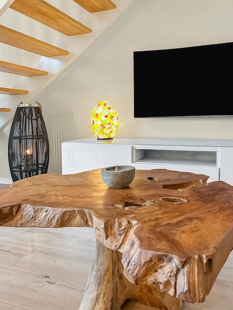 Bright house, terrace, 10 min from the beaches