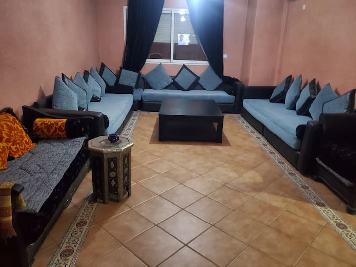 მისაღები ოთახი