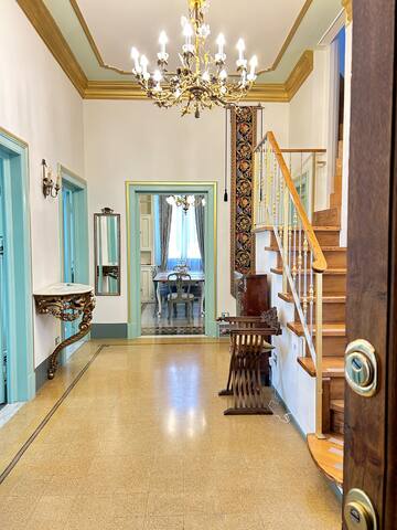 Florentine Penthouse with Duomo View gallery image 4