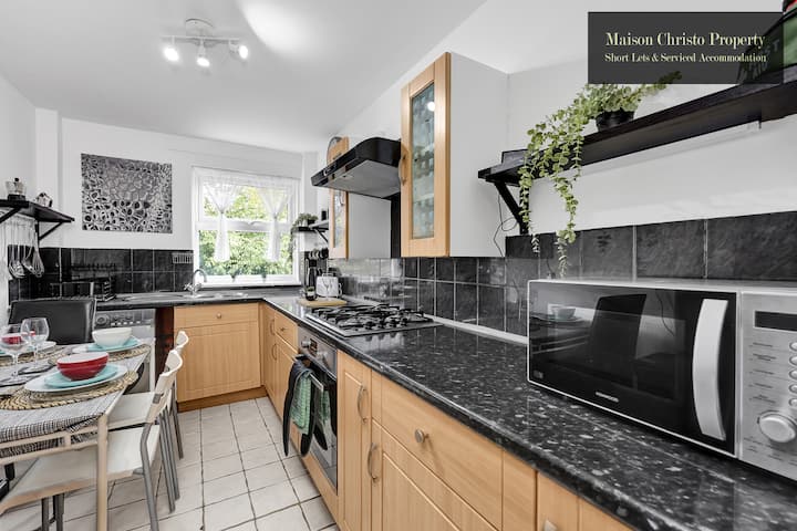 25% Off Monthly Stays | Sleeps 6* Stepney Green* - 倫敦