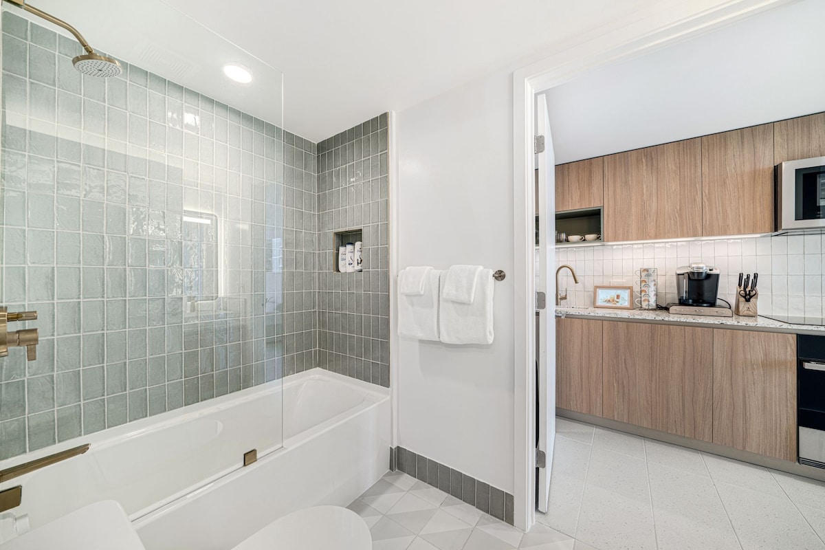 601 Residences Incredible 1BR | Downtown #2514