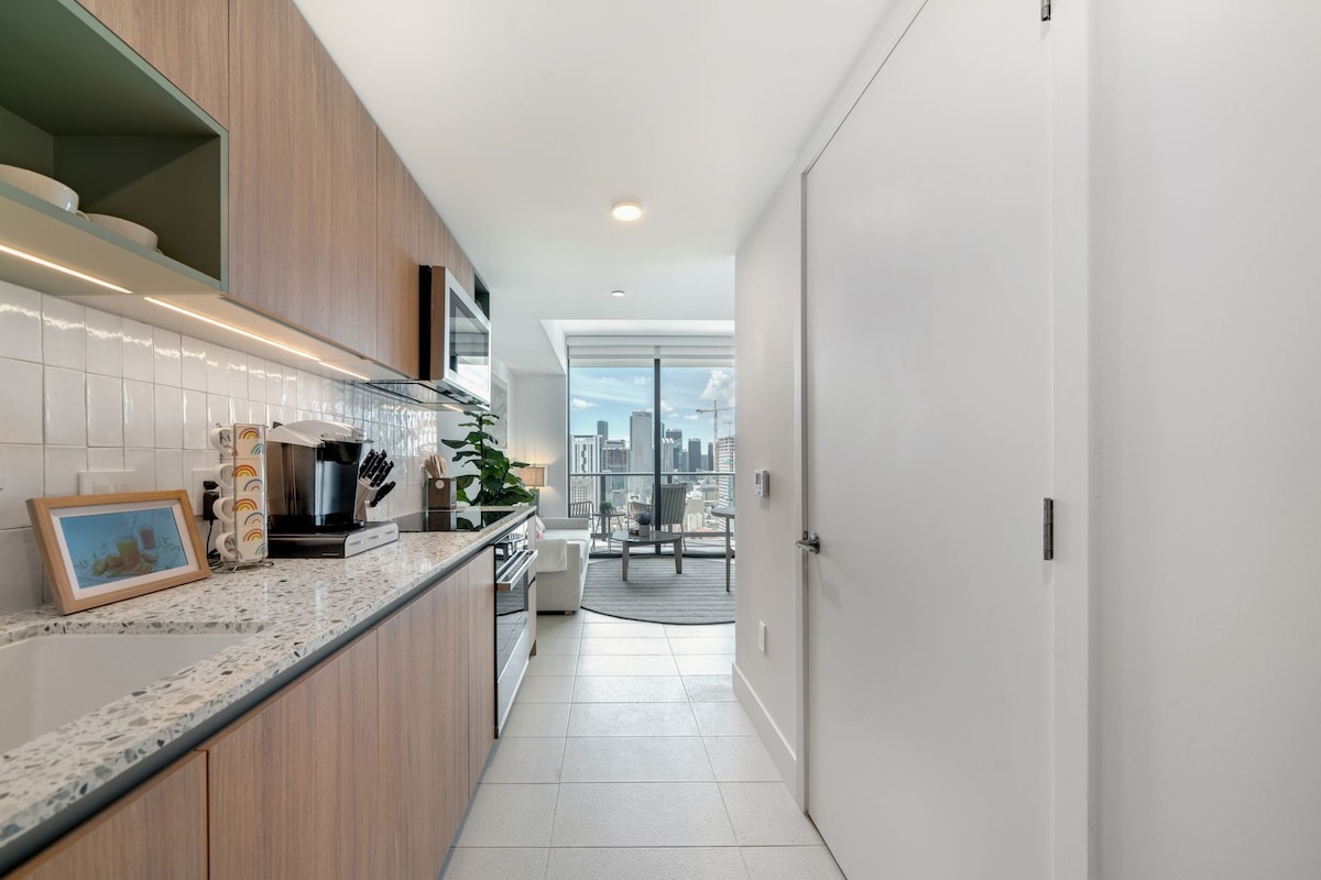 601 Residences Incredible 1BR | Downtown #2514