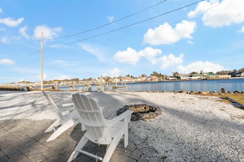 Luxury waterfront home with breathtaking views