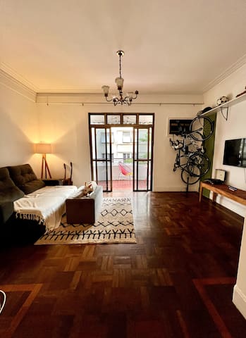 3 quartos e varanda ao lado da praia de Copacabana