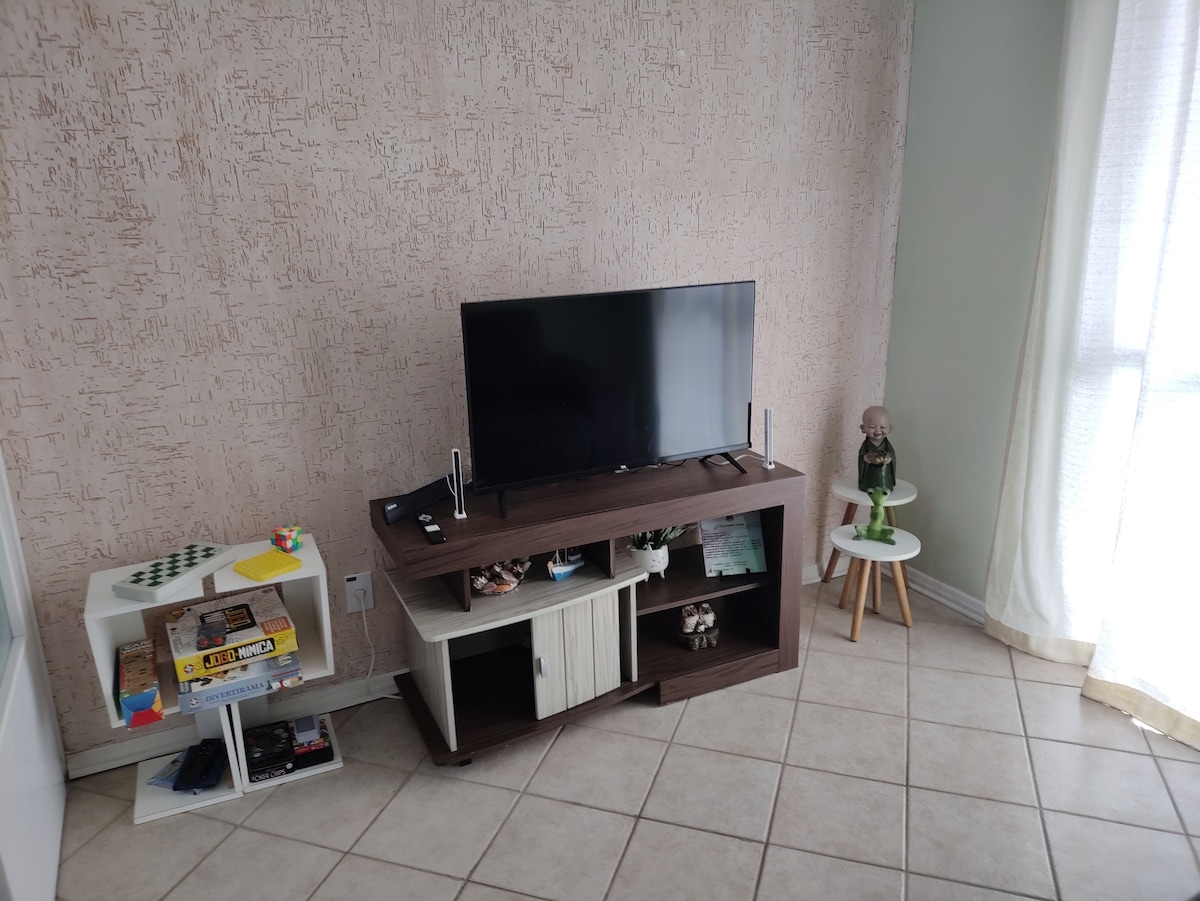 Airbnb em destaque: Ubatuba Praia Grande Apartment em São José Dos Campos