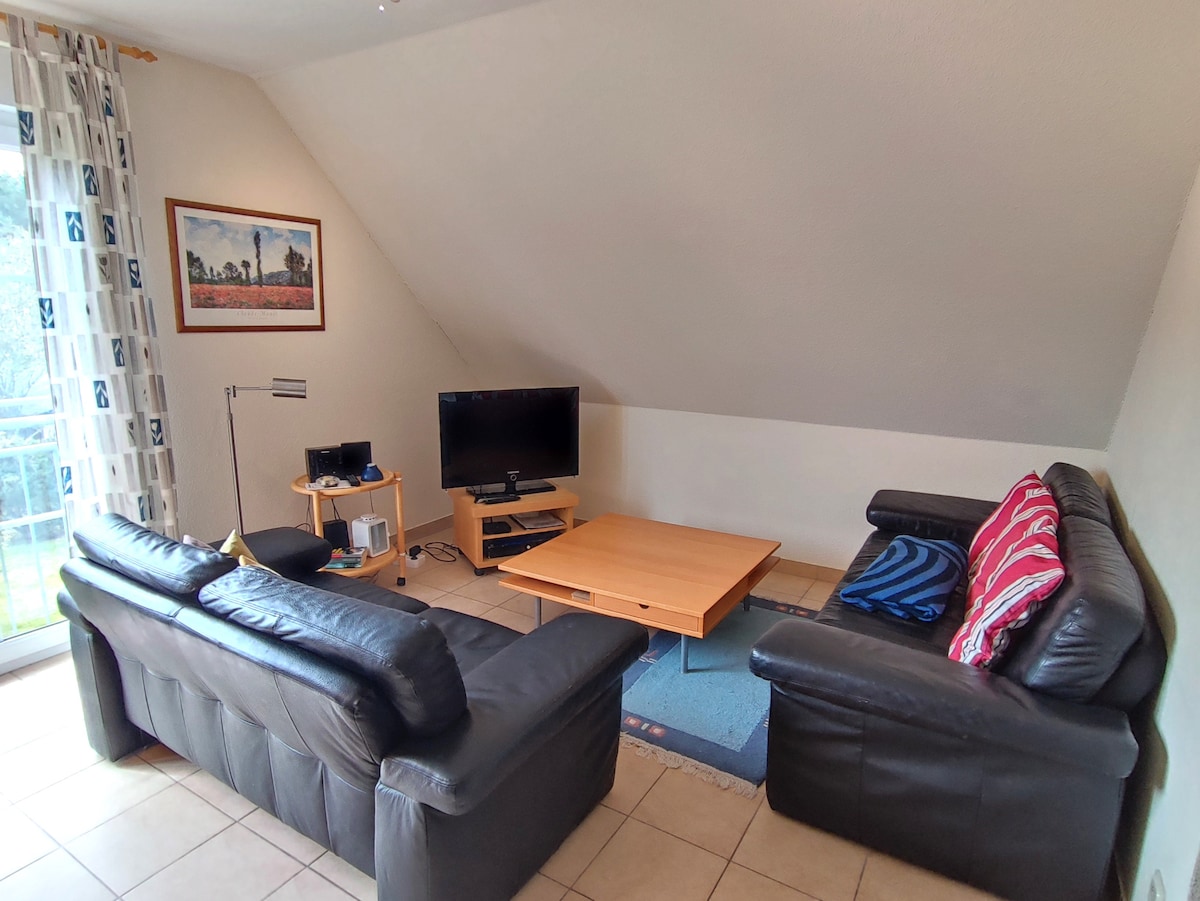 Top performing Airbnb: Usedom island in the Baltic Sea: comfortable apartment close to the beach with Wi-Fi in Zempin