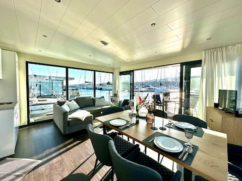 Exclusive Baltic Sea houseboat