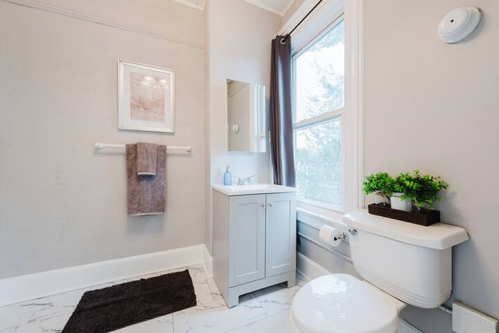 Entire Private Apartment NJ gallery image 5