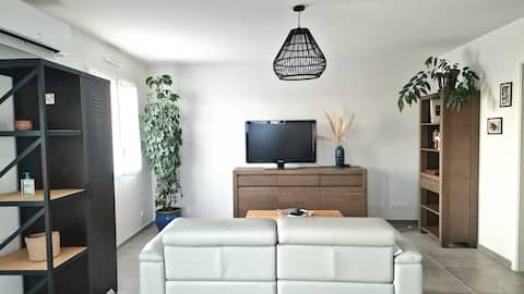 Successful Airbnb property: New detached house in Penmarch